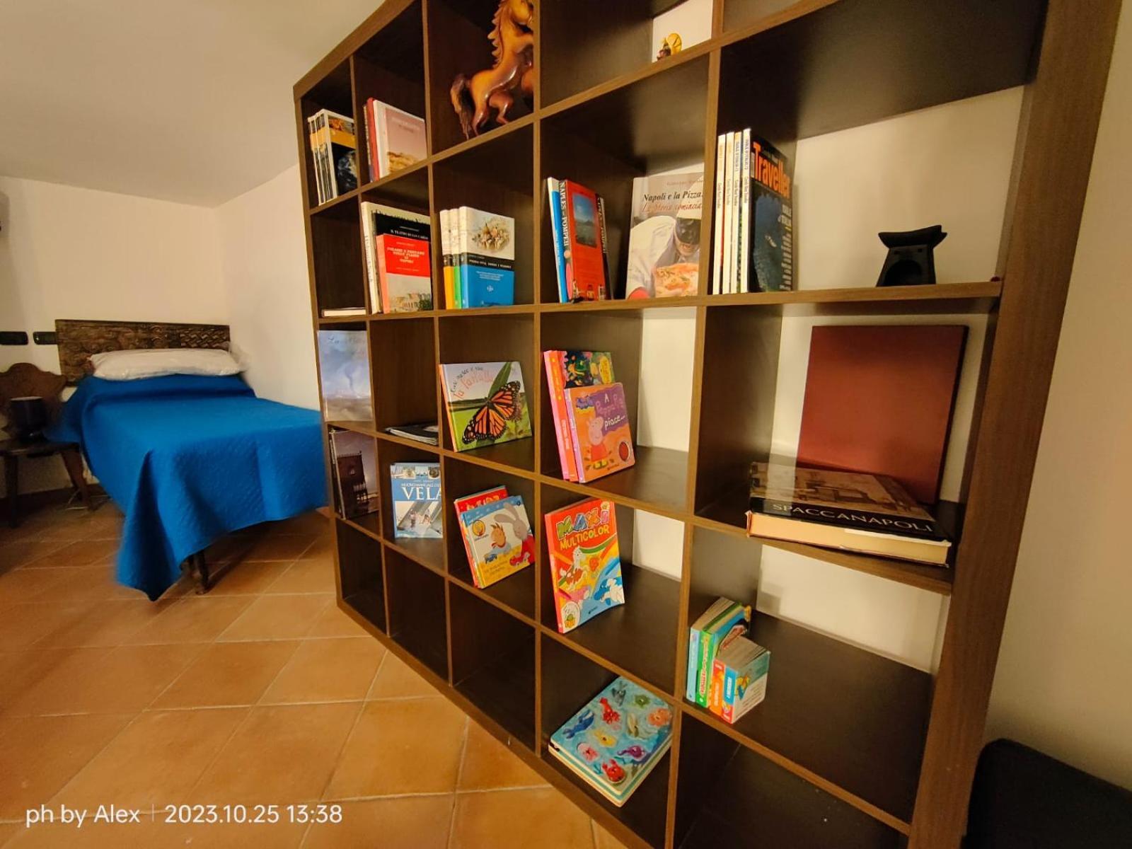 Segreta Catalana Apartment Napoli Bagian luar foto